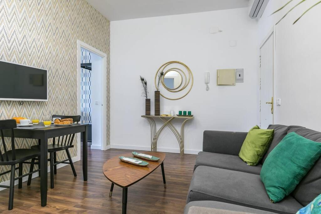 Apartamentos Plaza De Pedro Zerolo I Madrid Exterior foto
